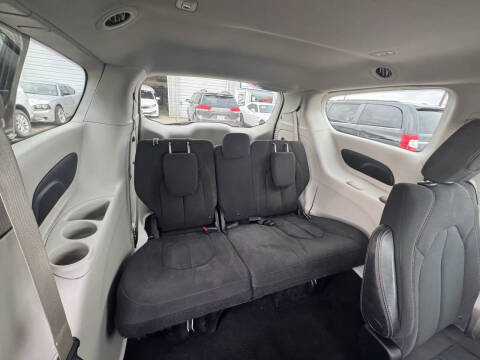 2018 Chrysler Pacifica Touring