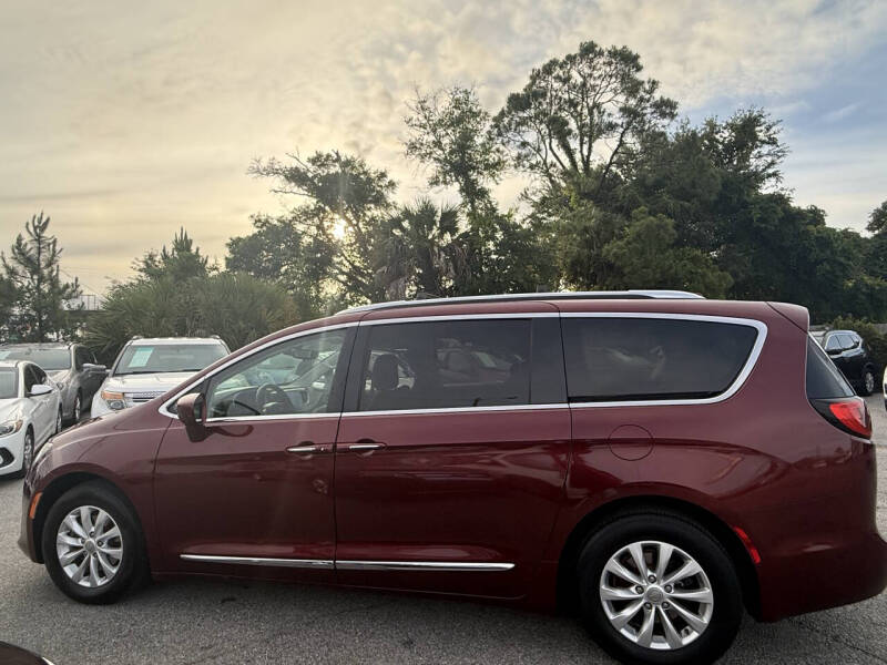 2018 Chrysler Pacifica Touring L