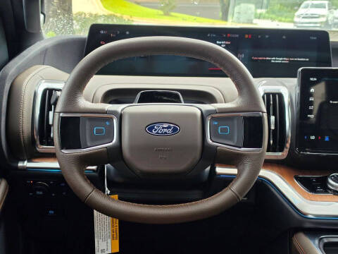 2026 Ford Expedition MAX King Ranch