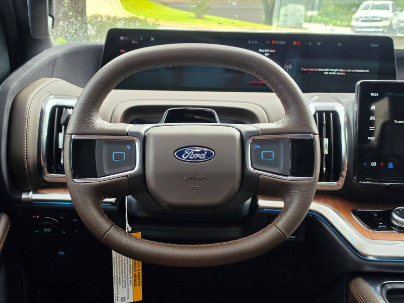 2026 Ford Expedition MAX King Ranch