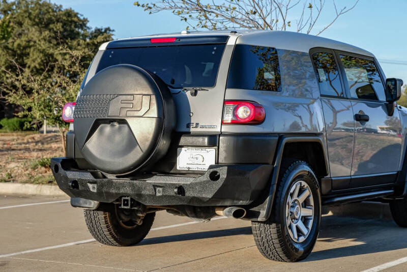 2014 Toyota FJ Cruiser