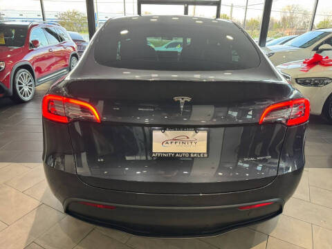 2024 Tesla Model Y Long Range