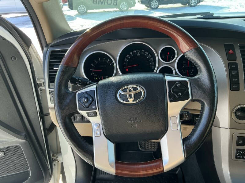 2017 Toyota Sequoia Platinum