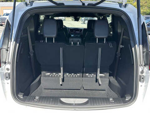 2026 Chrysler Voyager LX