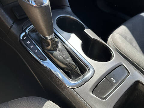 2017 Chevrolet Cruze LT Auto