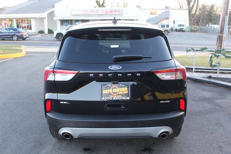 2022 Ford Escape SEL