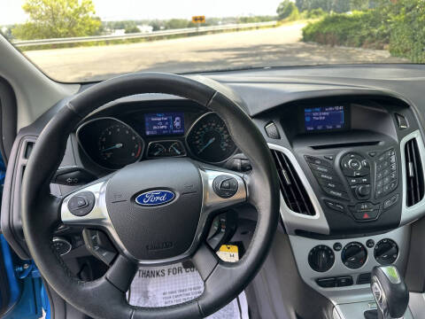 2012 Ford Focus SE