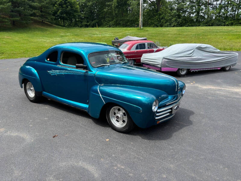 1946 Ford Deluxe