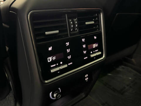 2023 Porsche Cayenne GTS Coupe