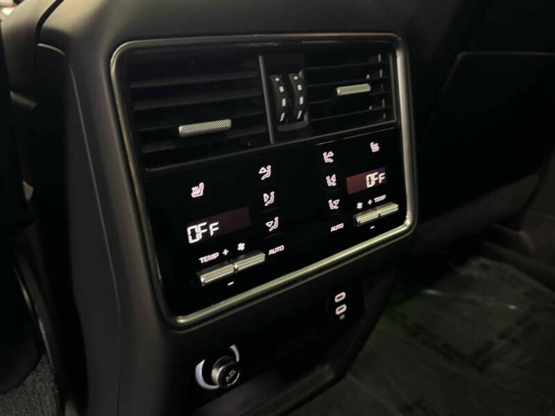 2023 Porsche Cayenne GTS Coupe