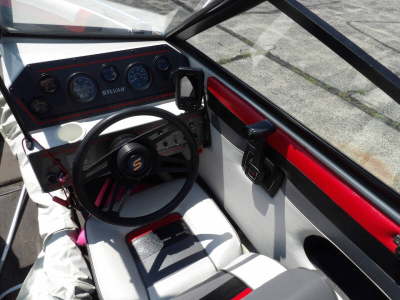 1990 Sylvan n/a