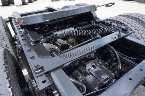 2016 Freightliner Coronado 132