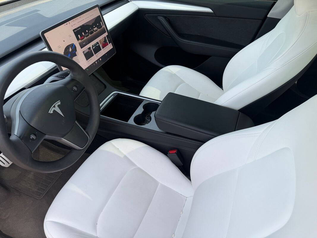 Dk. Blue 2023 Tesla Model Y Performance AWD Performance 4dr Crossover 2