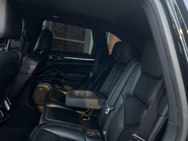 2016 Porsche Cayenne