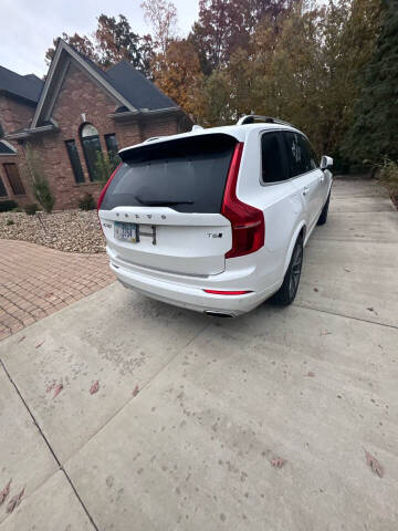 2017 Volvo XC90 T6 Momentum