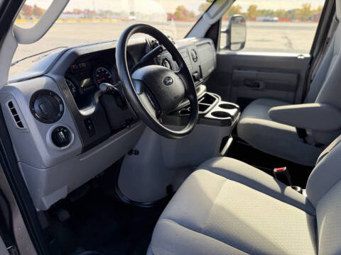 2019 Ford E-Series E-350 SD