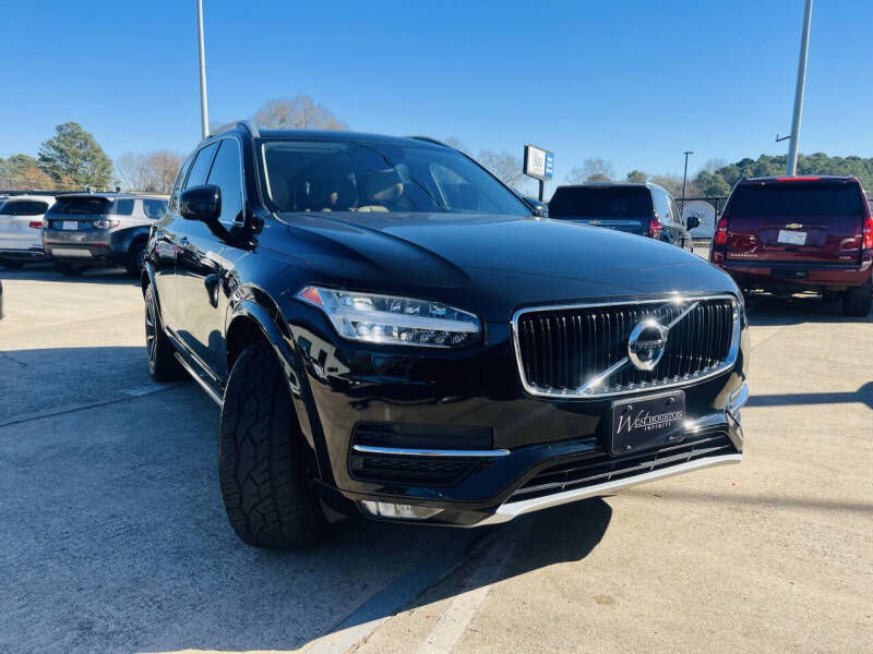 2016 Volvo XC90 T6 Momentum