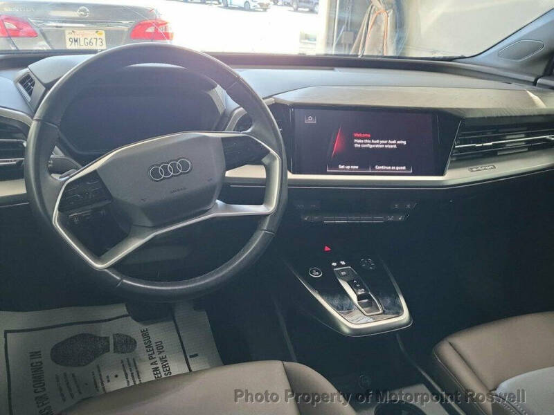 2024 Audi Q4 e-tron quattro Premium 50