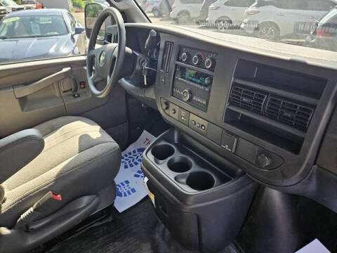 2024 Chevrolet Express 2500