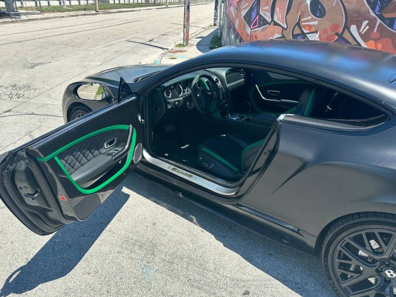 2015 Bentley Continental GT3-R