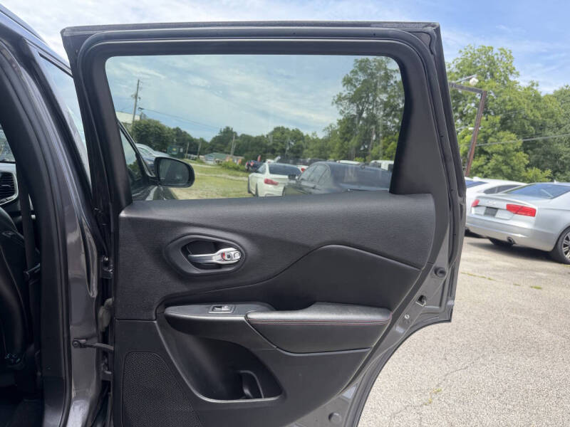 2019 Jeep Cherokee Trailhawk