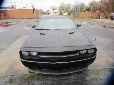 2013 Dodge Challenger SXT