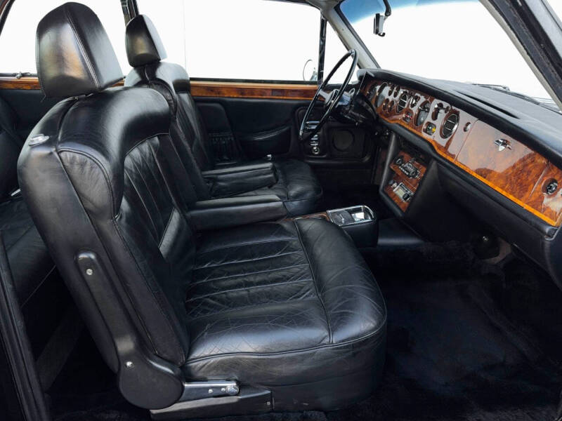1975 Rolls-Royce Corniche