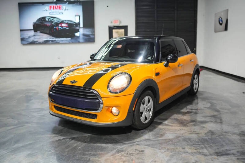 2016 MINI Hardtop 4 Door Cooper