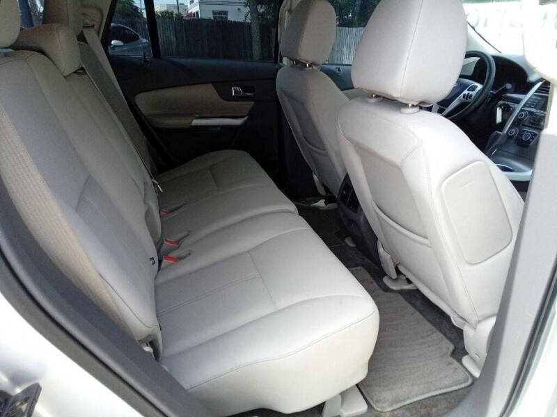2014 Ford Edge SE