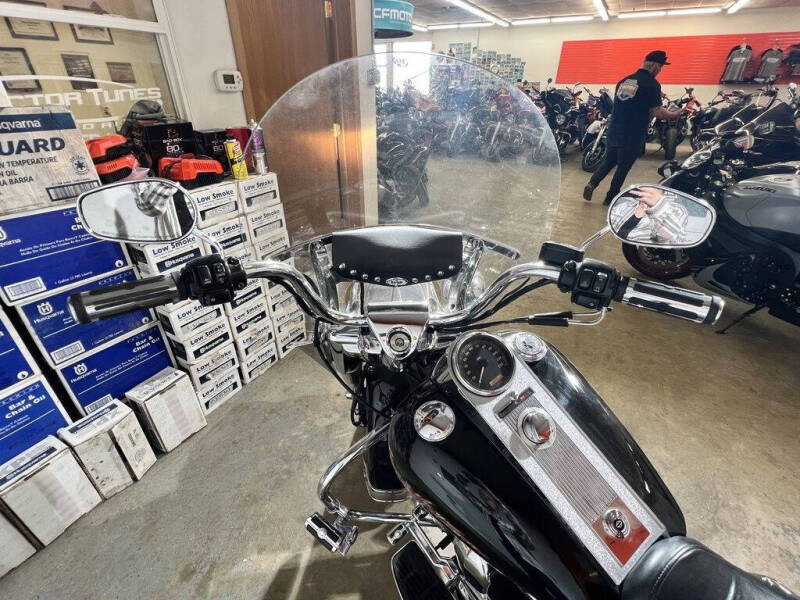 2004 Harley-Davidson FLHR/FLHRI Road King?