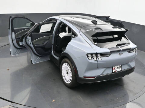 2025 Ford Mustang Mach-E GT