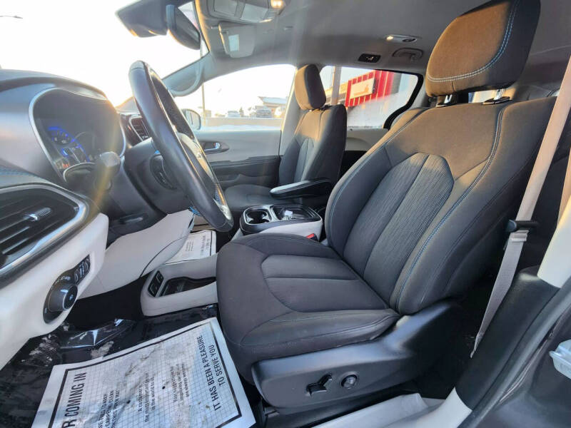 2021 Chrysler Pacifica Touring