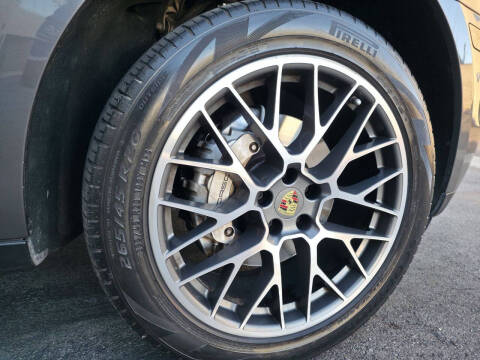 2016 Porsche Macan S