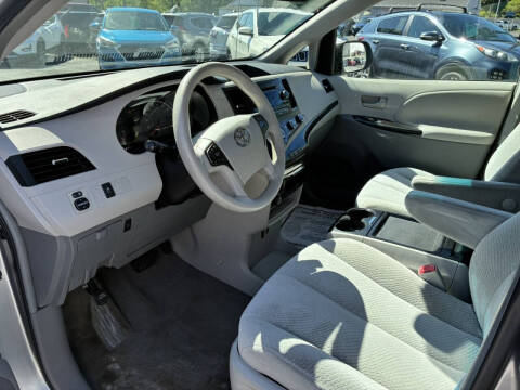 2011 Toyota Sienna