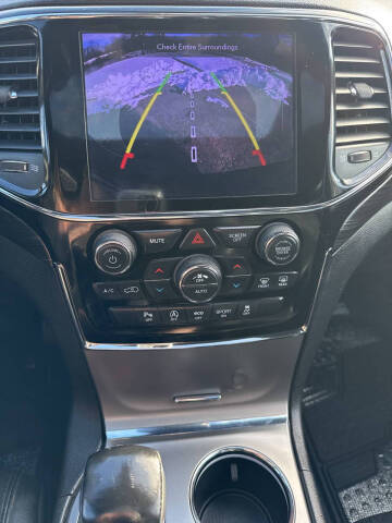 2020 Jeep Grand Cherokee Altitude