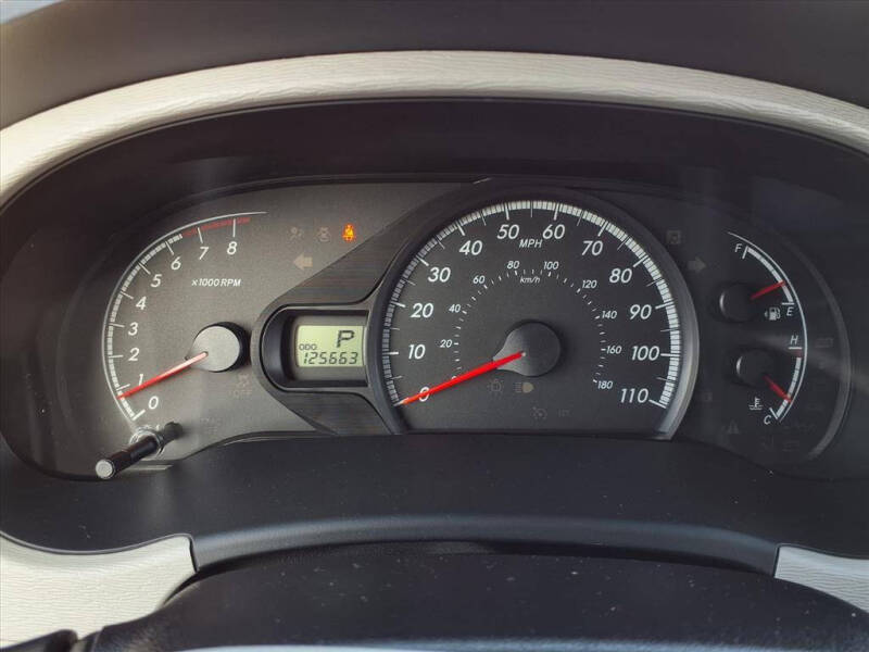 2014 Toyota Sienna LE 8-Passenger