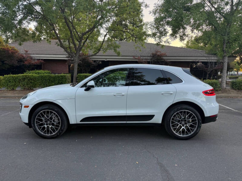 2018 Porsche Macan S