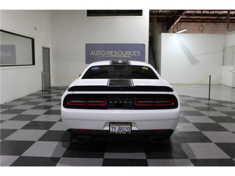 2017 Dodge Challenger