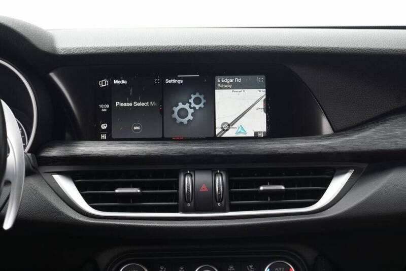 2022 Alfa Romeo Stelvio Sprint