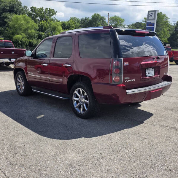2011 GMC Yukon Denali
