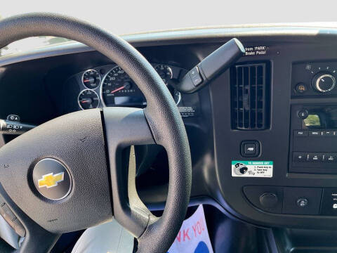 2024 Chevrolet Express 2500