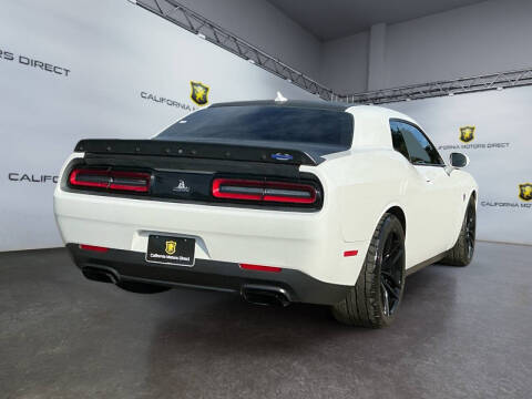 2015 Dodge Challenger SRT Hellcat