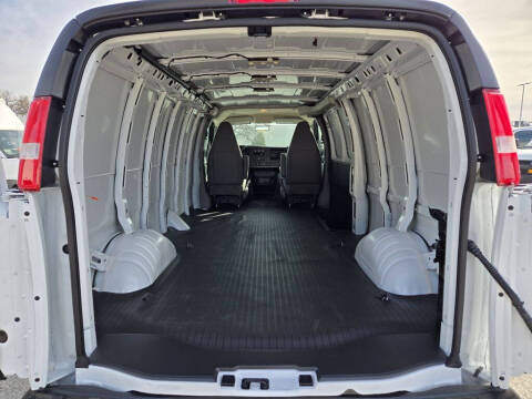 2026 Chevrolet Express 2500