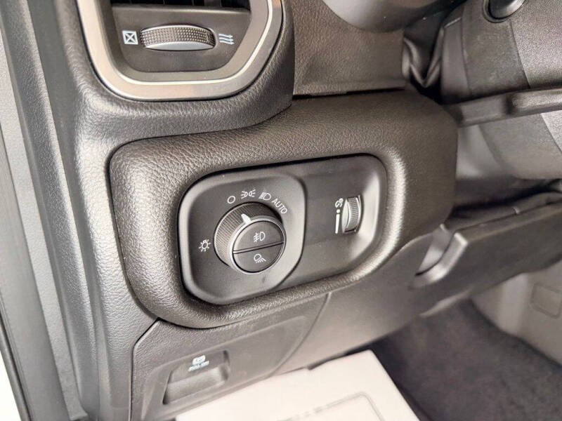 2026 RAM 1500 Express