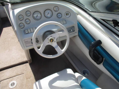 1983 Crownline 202BR