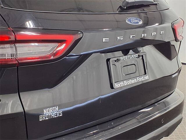 2023 Ford Escape ST-Line Select