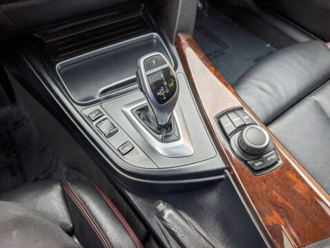 2018 BMW 3 Series 330i xDrive