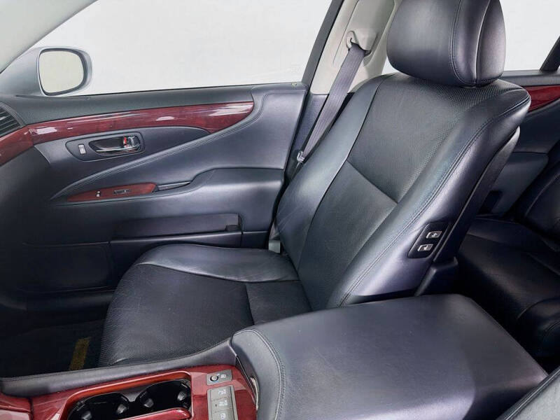 2008 Lexus LS 460