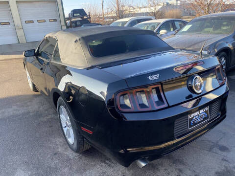 2013 Ford Mustang V6