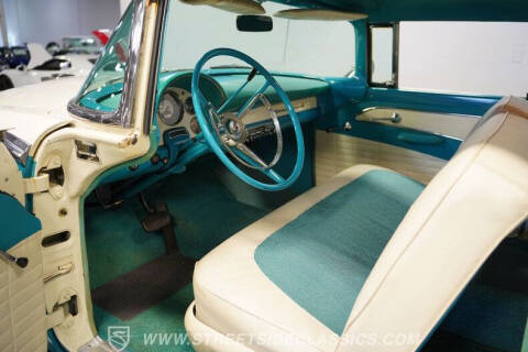 1956 Ford Fairlane